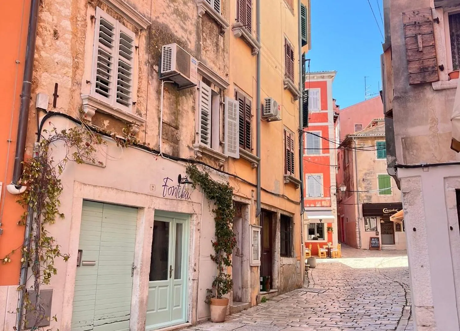 Square Apartment Old Town By Irundo Rovinj